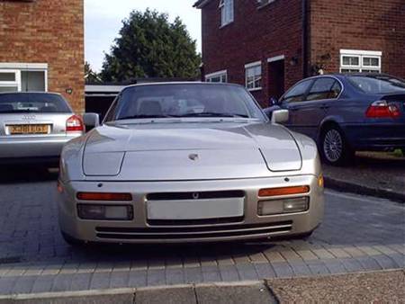From 1984 the 944 was supplied with power steering Porsche 944 Turbo
